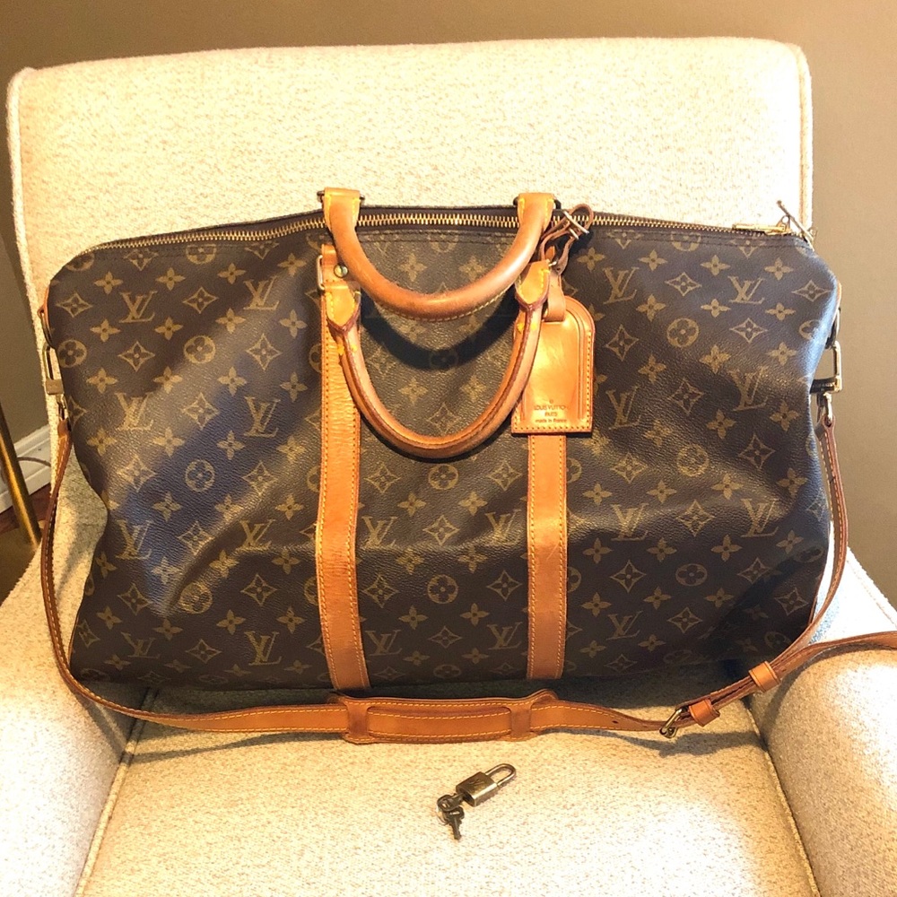 Louis Vuitton luggage: Keepall Bandoulière 50